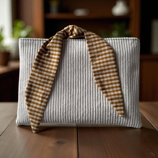 Pochette à livre de poche