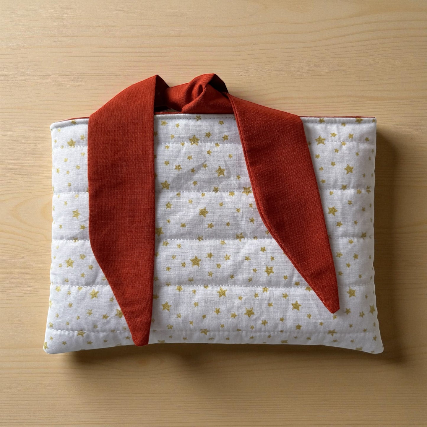 Pochette à livre de poche