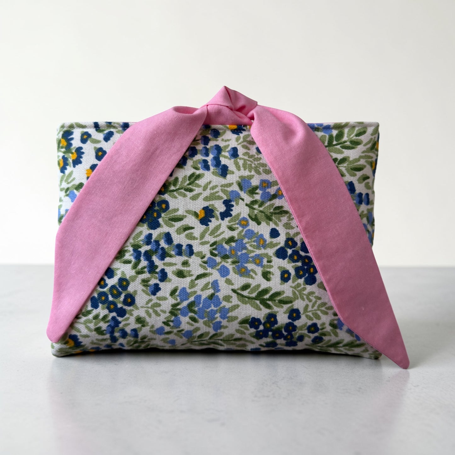Pochette à livre de poche