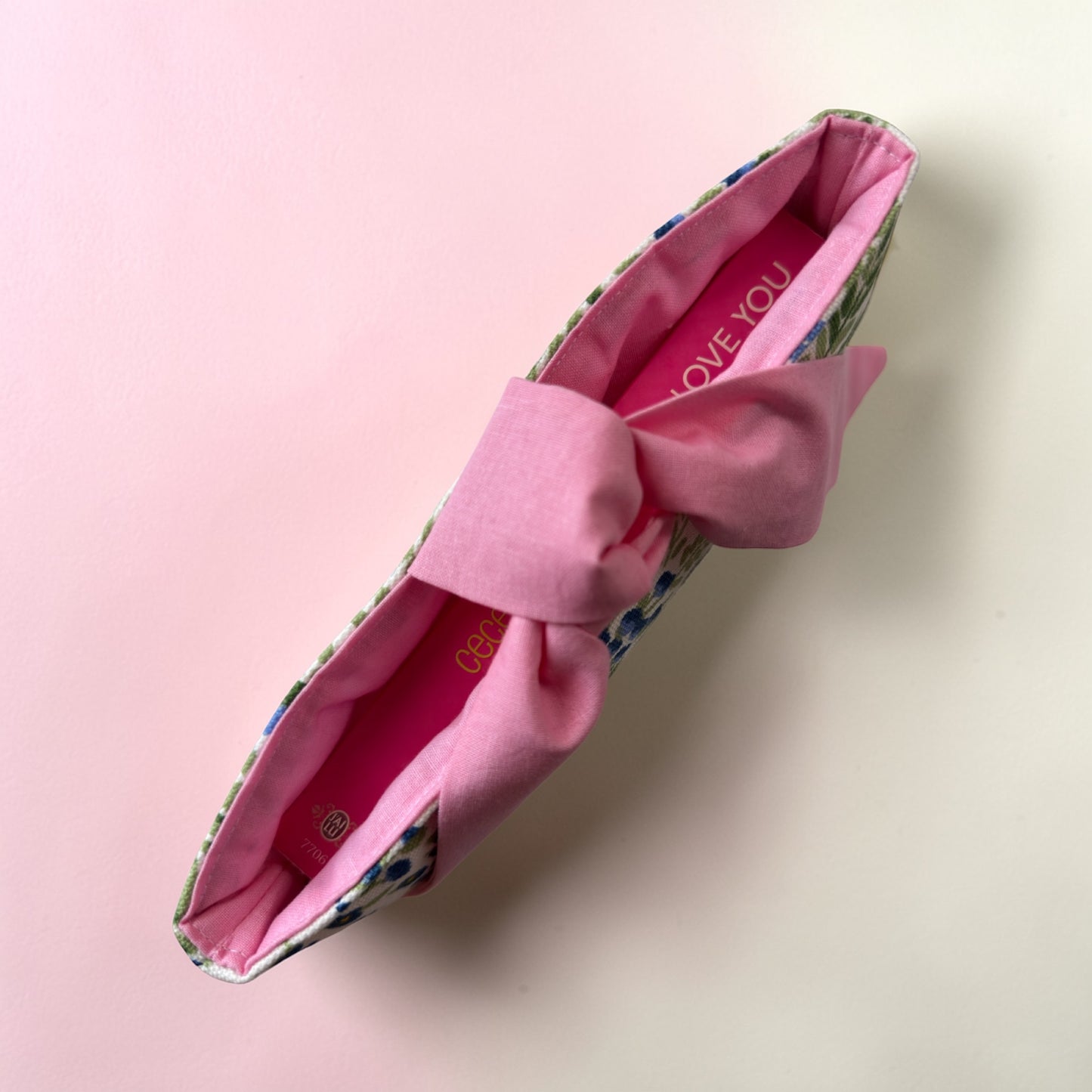 Pochette à livre de poche