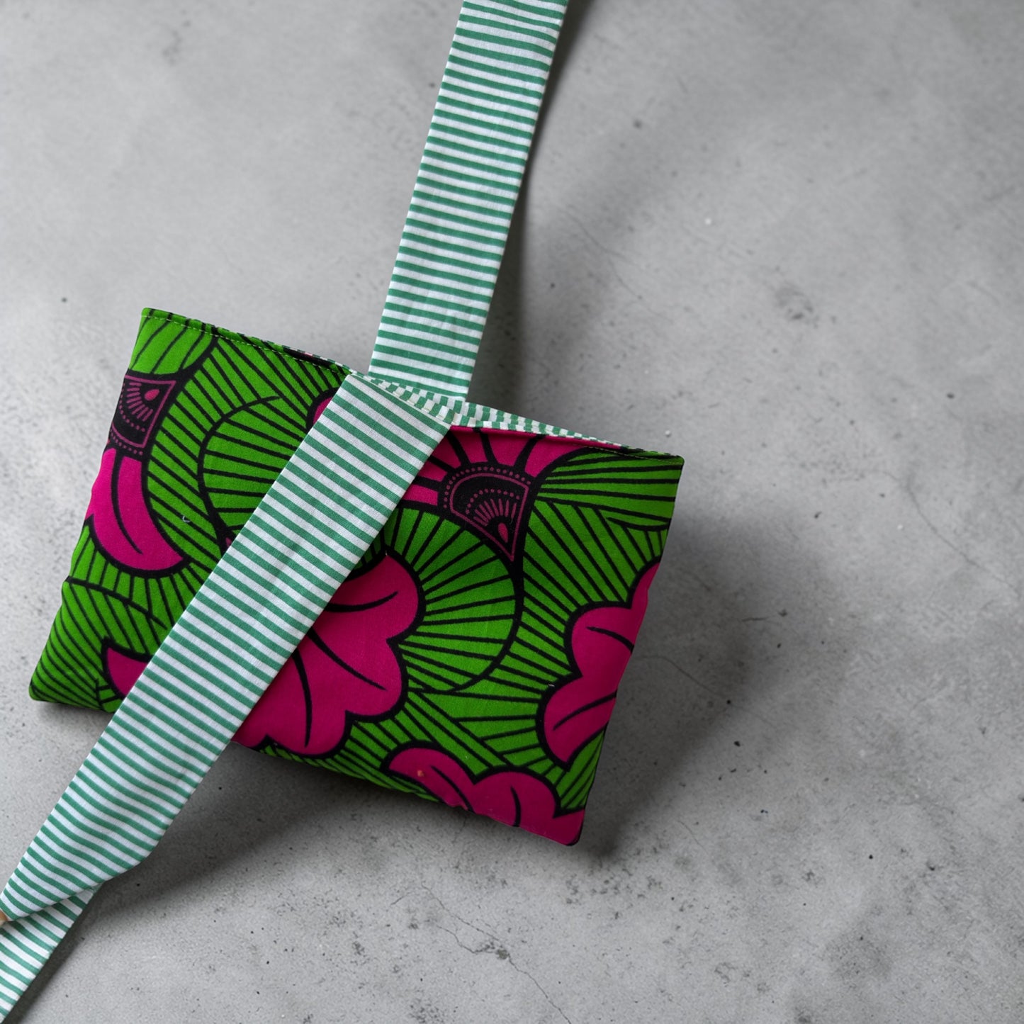 Pochette à livre de poche