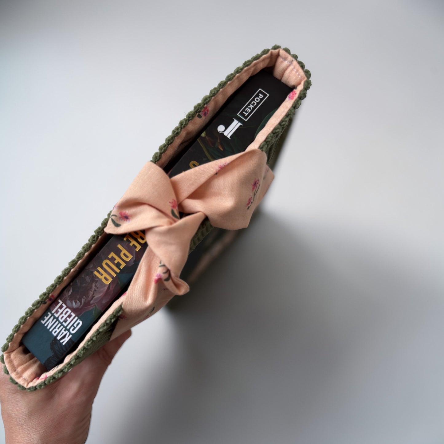 Pochette à livre de poche