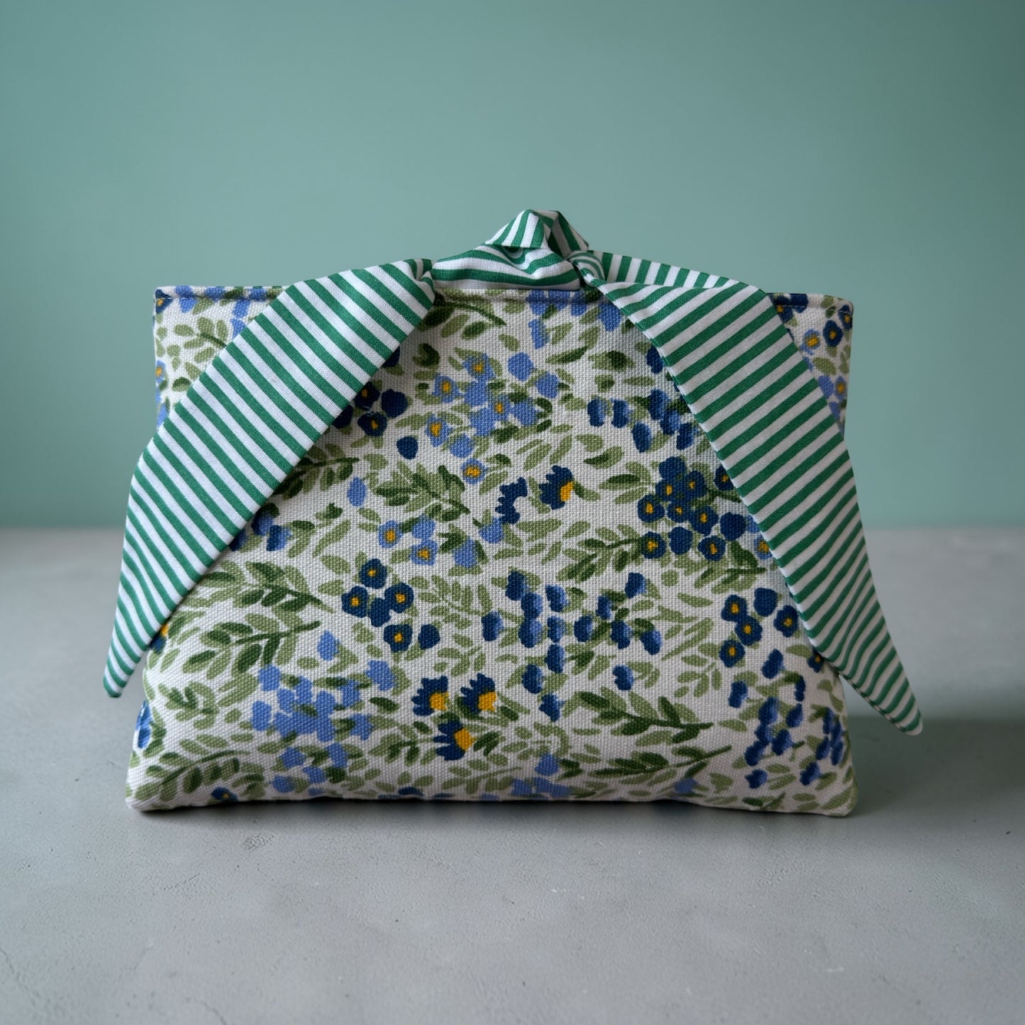 Pochette à livre de poche